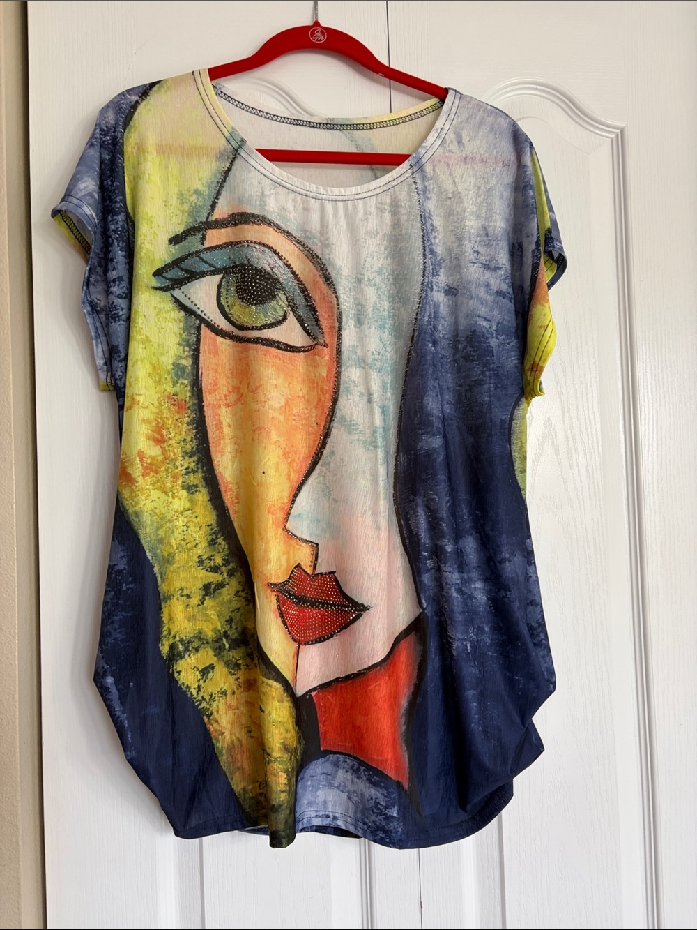 Women's Abstract Face Short Sleeve Tee in Blue, Yellow & Orange